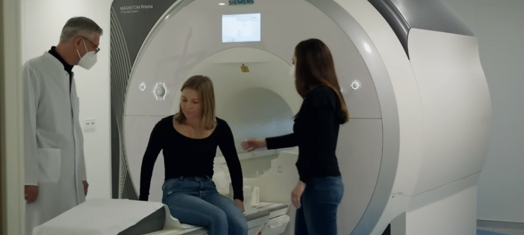 برنامج وطني لتعزيز الصحة النفسية لدى طلاب المدارس برنامج وطني لتعزيز الصحة النفسية لدى طلاب المدارس