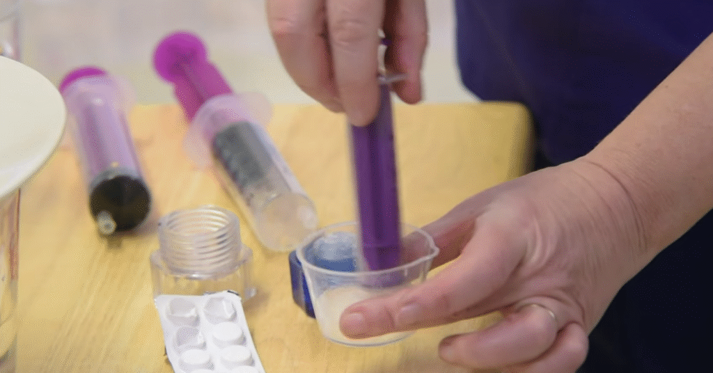 تطبيق جديد يساعد المرضى على متابعة أدويتهم وتنبيه أسرهم تطبيق جديد يساعد المرضى على متابعة أدويتهم وتنبيه أسرهم