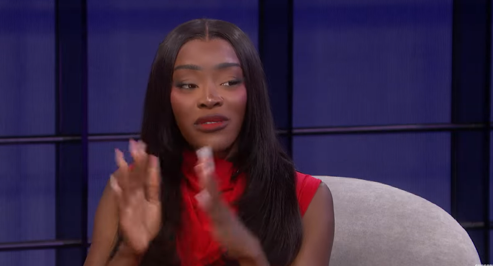 تشيلسي لازكاني: كيف تحولت نجمة "Selling Sunset" من الثراء إلى معركة طلاق بملايين الدولارات